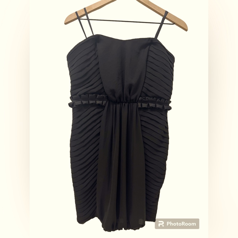 BCBG Semi-Formal Strapless Multi-Pleat Black Dress Size 8 NWT